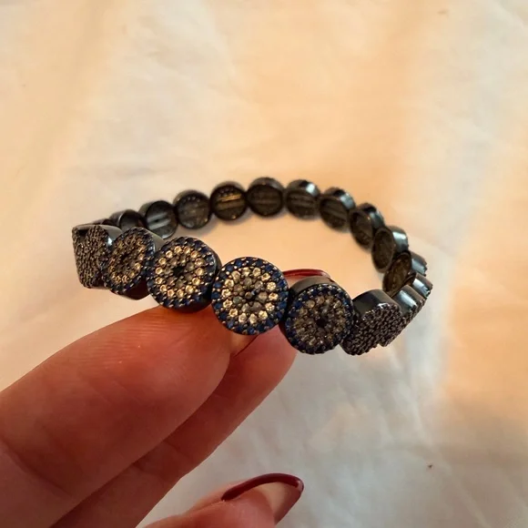 Lisa Gozlan Bracelet - Picture 3 of 4